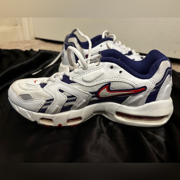 SOLD - Nike Air Max 96 ll Women’s Sneakers - White, Red, & Indigo - Size 7 - Picture 11 of 11